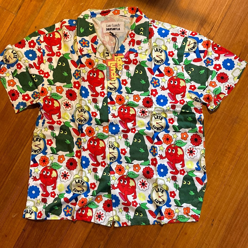 Late Lunch graphic short sleeve button up size M NWT